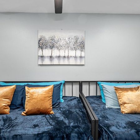 휴스턴 Warm Heights 2Br With Pool & Free Parking 아파트 외부 사진