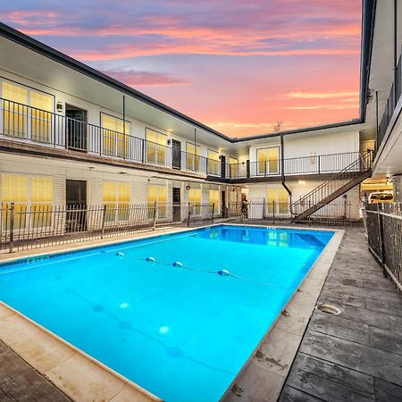 휴스턴 Warm Heights 2Br With Pool & Free Parking 아파트 외부 사진