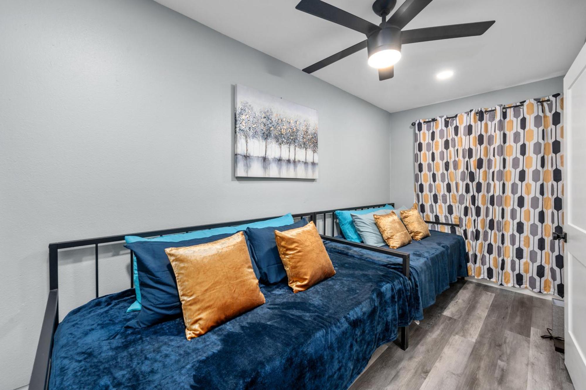 휴스턴 Warm Heights 2Br With Pool & Free Parking 아파트 외부 사진